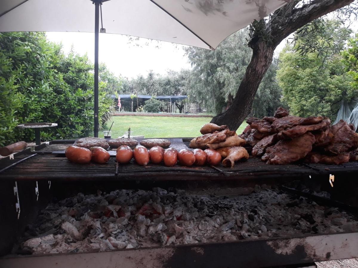 Bici Grill Decimo Miglio Aeroporto Ciampino Francigena Country House Buitenkant foto